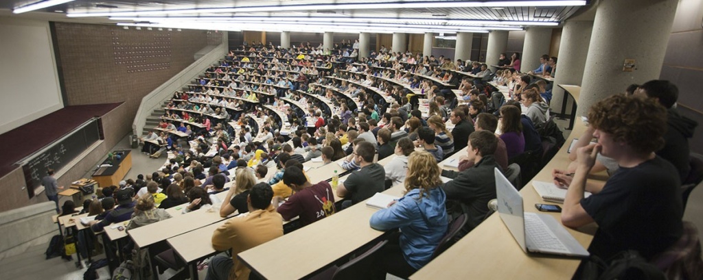 Mô hình lớp học của các trường NU - National University.