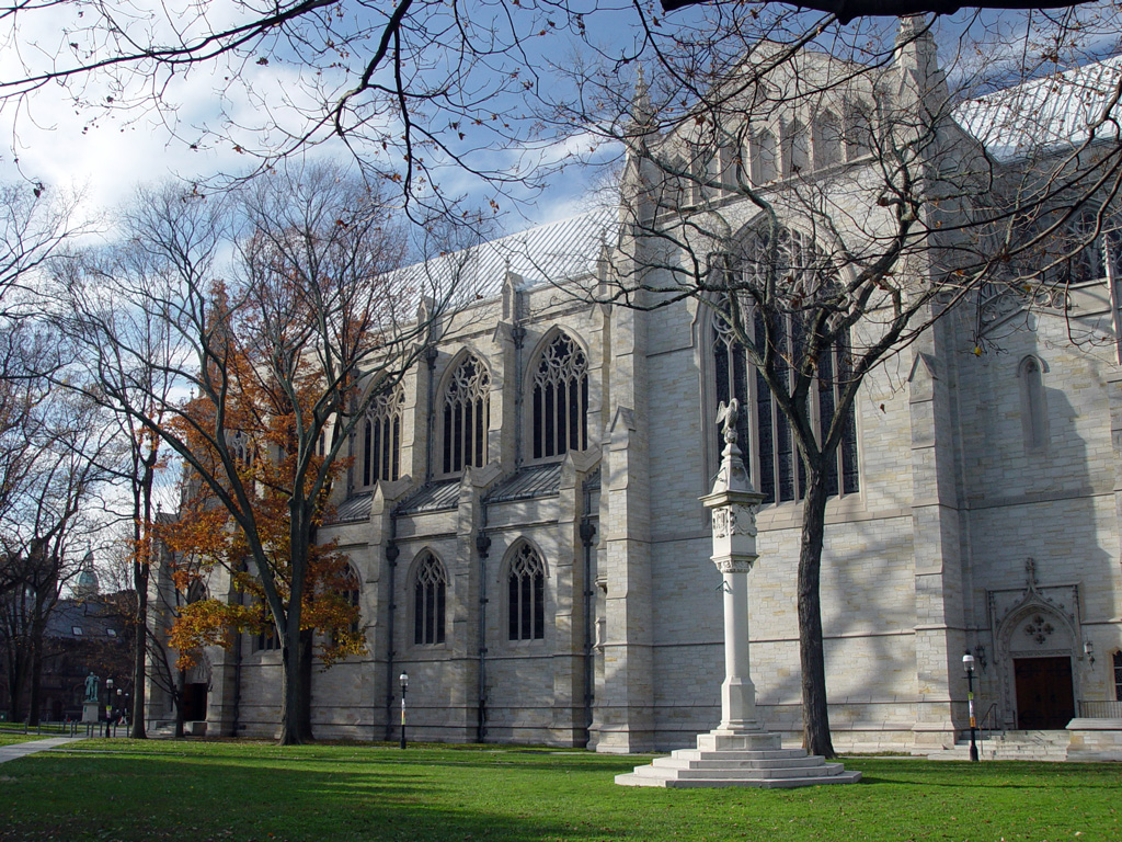 Princeton cũng là một trường có nhiều danh tiếng trong hệ thống Ivy League.