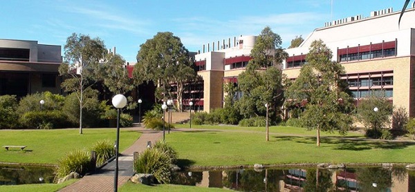 University of Wollongong 