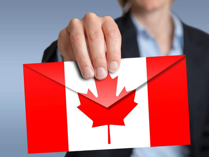 Canada công bố mức giới hạn tạm thời đối với du học sinh nước ngoài, giảm 35%-Ảnh 2