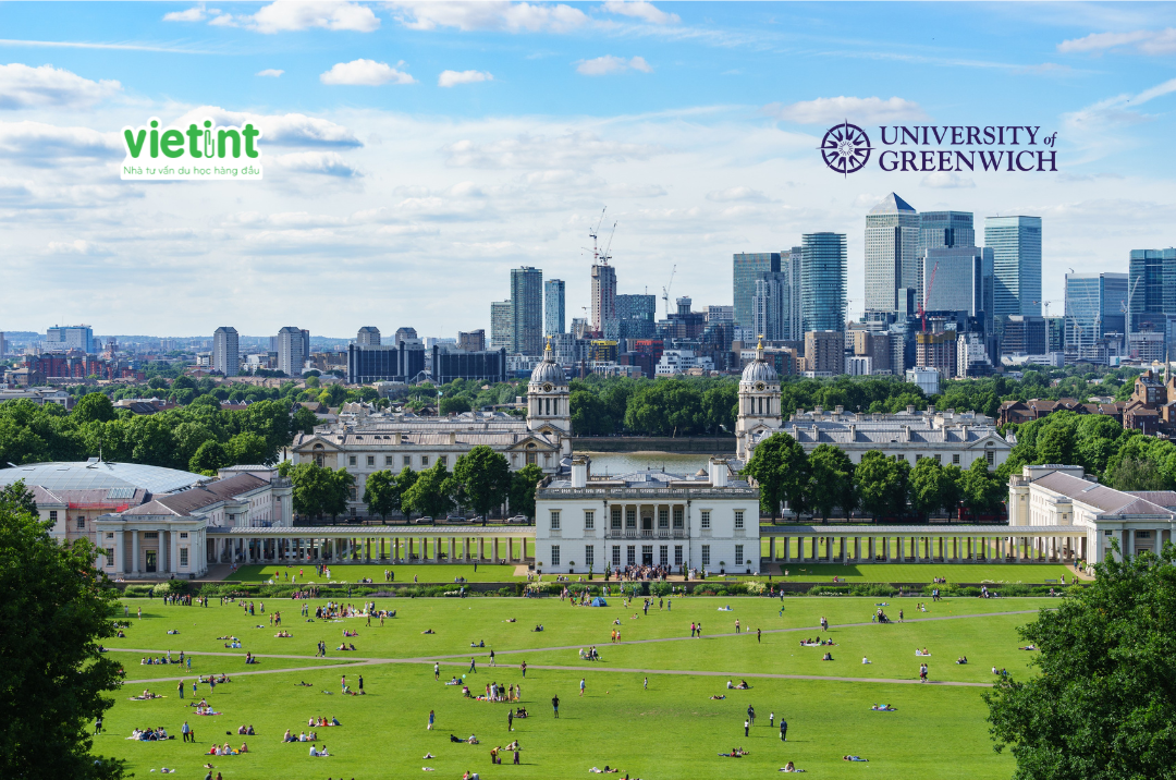 University of Greenwich nằm tại Maritime Greenwich - một Di sản Thế giới được UNESCO công nhận