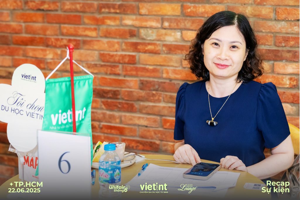Phỏng vấn thử học bổng lên tới 50% với Mentor Diệp Nguyễn tại sự kiện